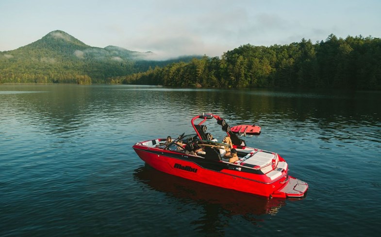 Malibu Boats presented a compact version of the M240 premium boat