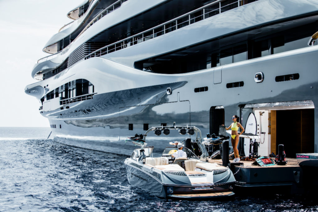 Суперъяхта Flying Fox стала лауреатом премии World Superyacht Awards 2020