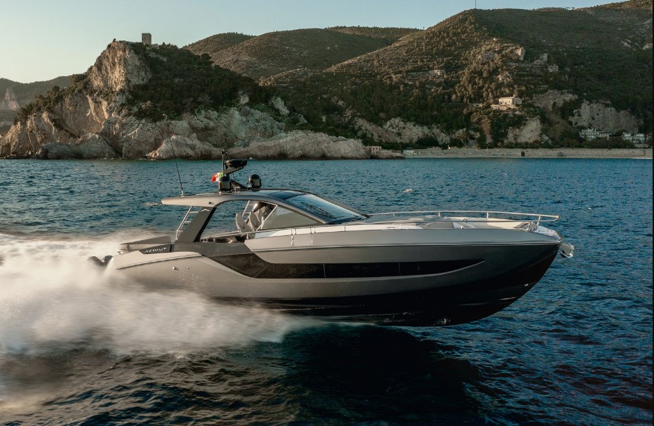 Azimut presented a new motor boat Verve 47