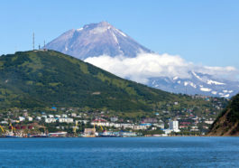 View of the city of Petropavlovsk-Kamchatsky, Avacha Bay and Koryaksky Volcano - depositphotos.com