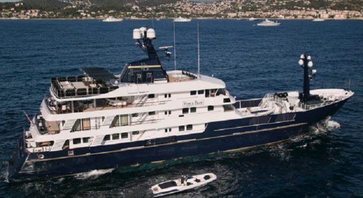 yacht briatore ecclestone