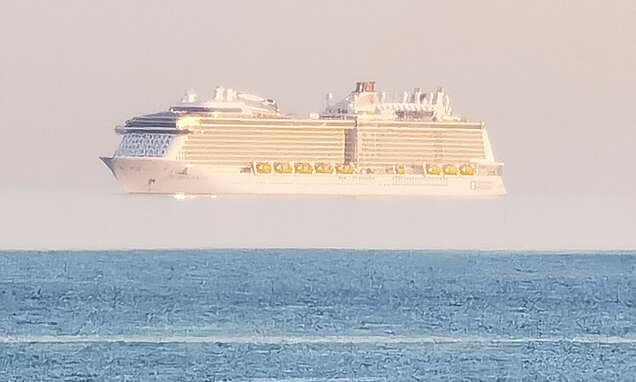 Off the coast of Britain noticed a "floating over the sea" liner