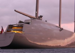 The creator of the world's largest sailing yacht went bankrupt