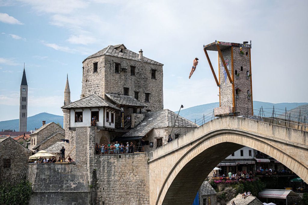 Red Bull Cliff Diving World Series представляет шесть локаций 2021