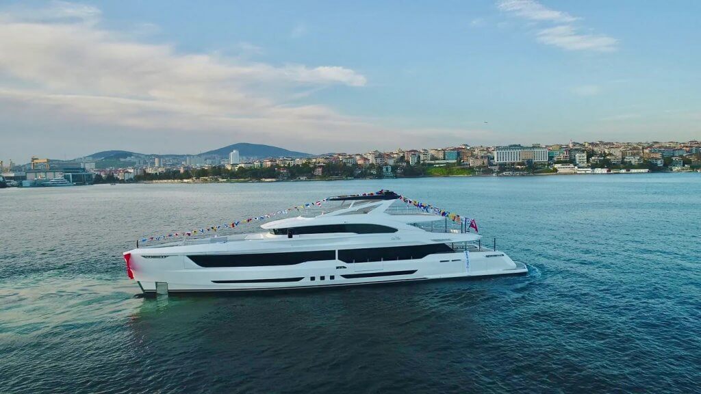 yacht la vie prezzo