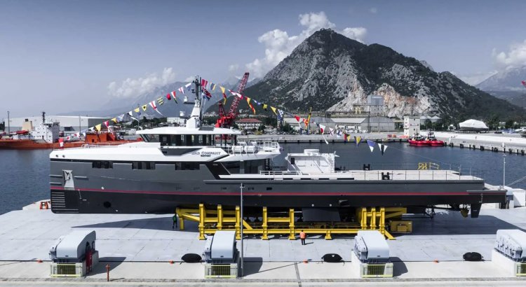 Damen Yachting launches first support vessel YS 53